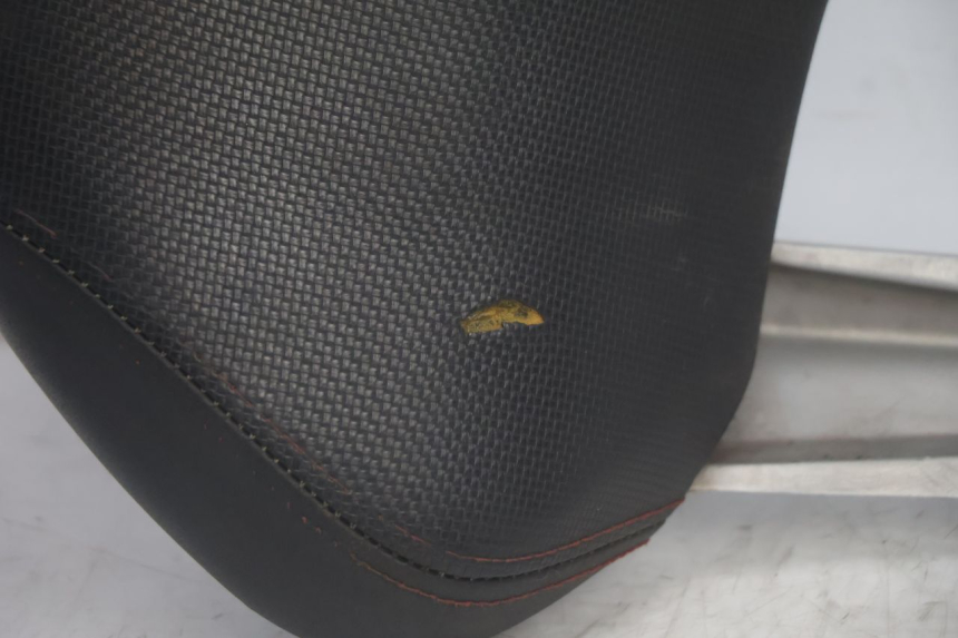 photo de DOSSERET YAMAHA X-MAX XMAX 125 (2010 - 2013) - Autre angle de vue
