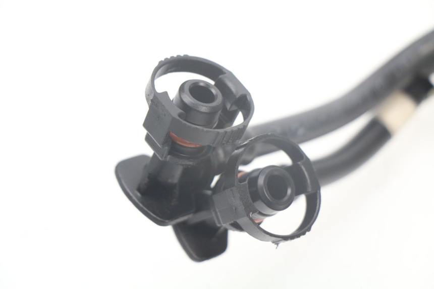 photo de DURITE INJECTEUR DUCATI M796 MONSTER 796 (2010 - 2014)