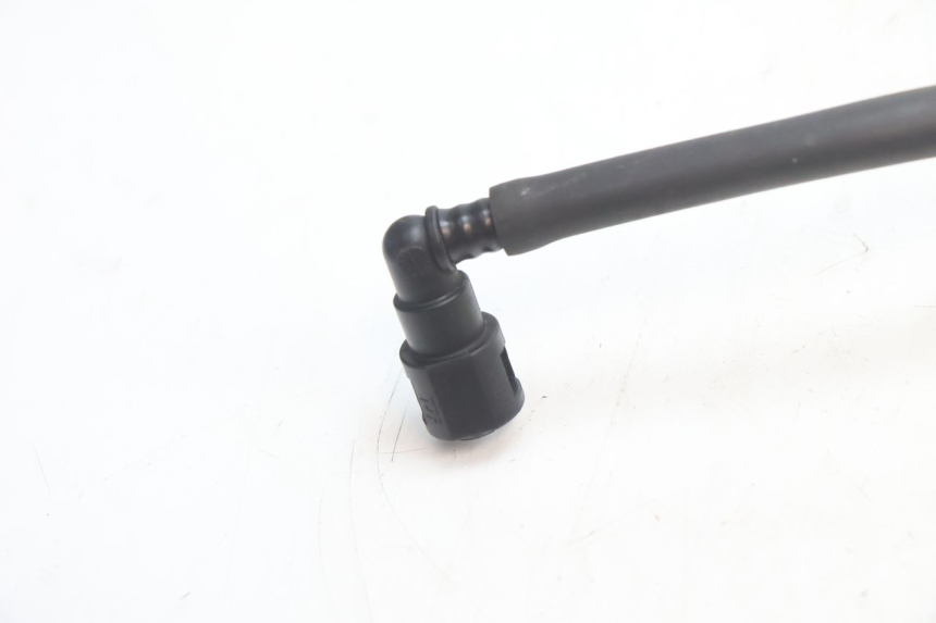 photo de DURITE INJECTEUR SUZUKI SV S 650 (2003 - 2009) - Gros plan technique