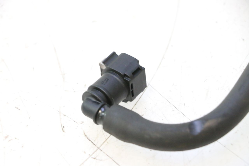 photo de DURITE INJECTEUR PIAGGIO ZIP IGET 4T 50 (2021 - 2023) - Gros plan technique