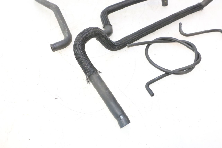 photo de DURITE RADIATEUR SUZUKI BURGMAN 125 (2007 - 2014) - Détail de la pièce
