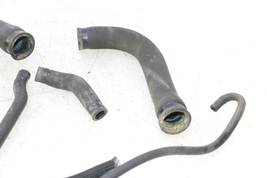 photo de DURITE RADIATEUR SUZUKI BURGMAN EXECUTIVE ABS 650 (2006 - 2012) - Zoom état d’usage