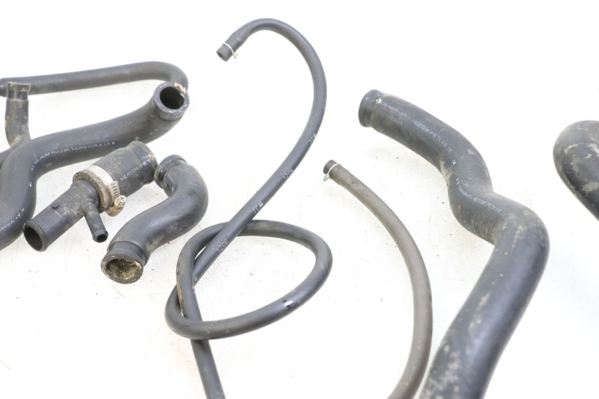photo de DURITE RADIATEUR HONDA FJS SILVER WING SILVERWING 400 (2005 - 2008)
