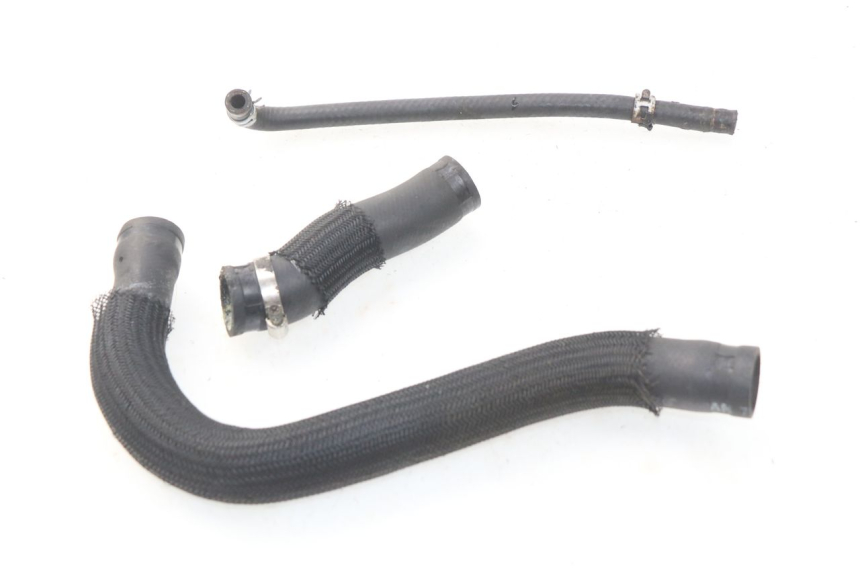 photo de DURITE RADIATEUR SUZUKI GSR 600 (2005 - 2012)