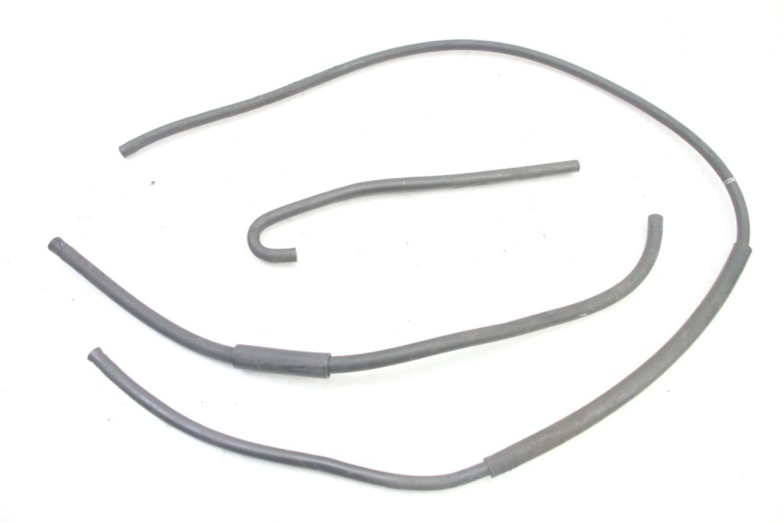 photo de DURITE RADIATEUR SUZUKI GSR 750 (2011 - 2017)