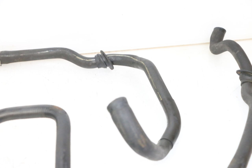 photo de DURITE RADIATEUR PIAGGIO VESPA GRANTURISMO 200 (2004 - 2005)