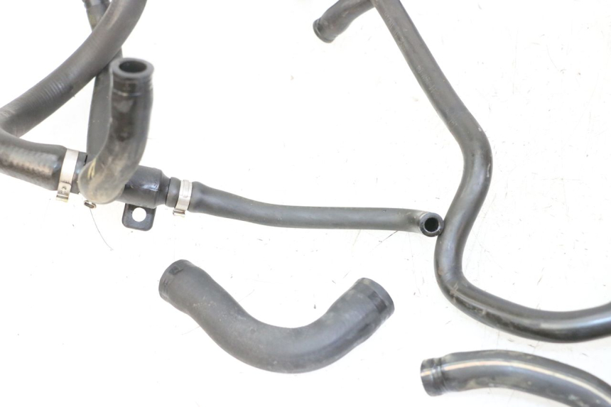 photo de DURITE RADIATEUR PIAGGIO VESPA GRANTURISMO 200 (2004 - 2005)