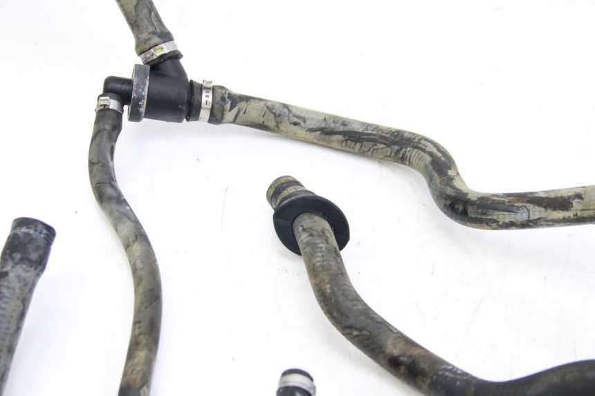 photo de DURITE RADIATEUR PIAGGIO VESPA GTS SUPER IE 125 (2009 - 2016)