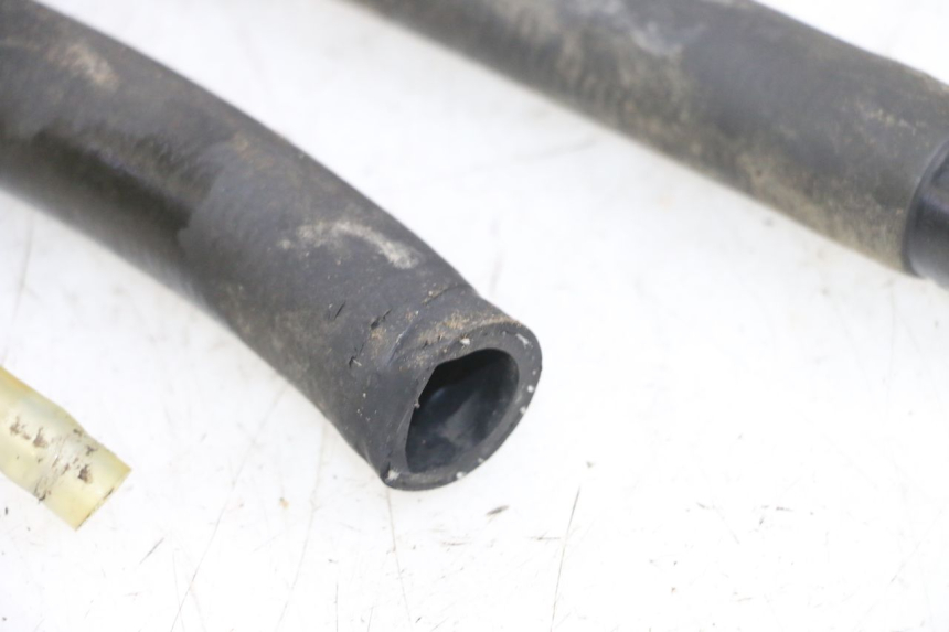 photo de DURITE RADIATEUR YAMAHA TZR 50 (2008 - 2016) - Zoom état d’usage