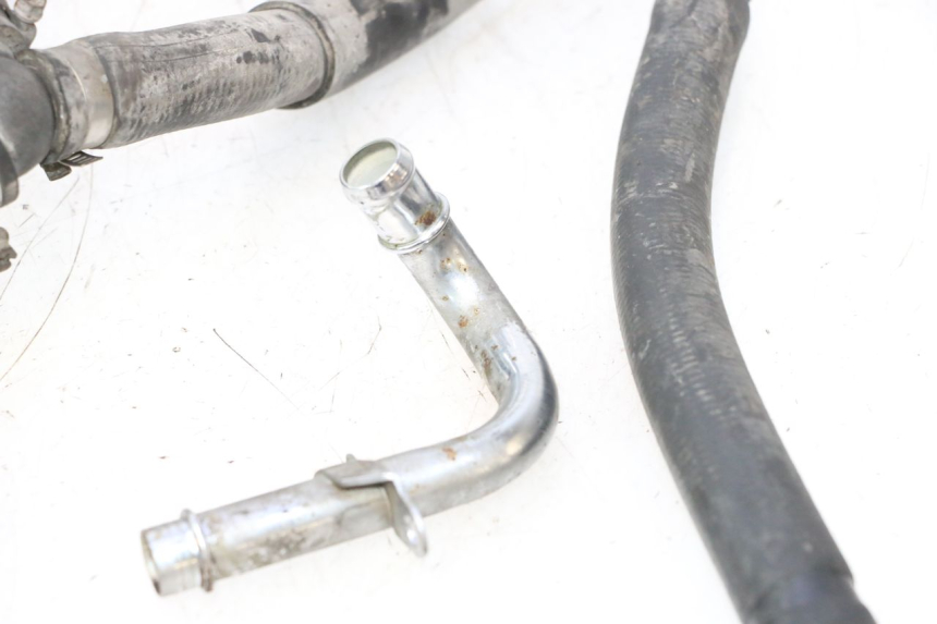 photo de DURITE RADIATEUR HONDA XRV AFRICA TWIN 750 (1990 - 1992) - Détails caractéristiques