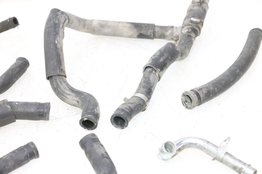 photo de DURITE RADIATEUR HONDA XRV AFRICA TWIN 750 (1990 - 1992) - Vue d’ensemble