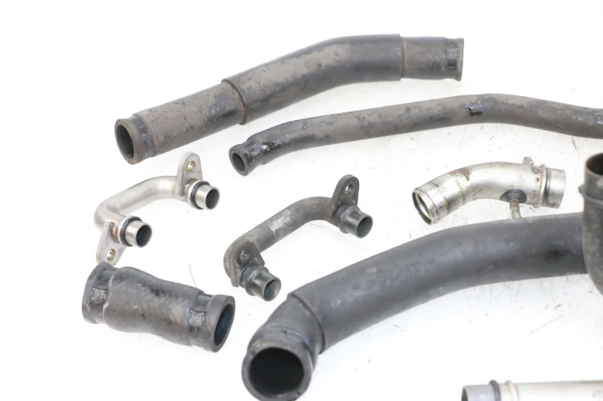 photo de DURITE RADIATEUR YAMAHA FZ1 FAZER 1000 (2007 - 2009) - Zoom état d’usage