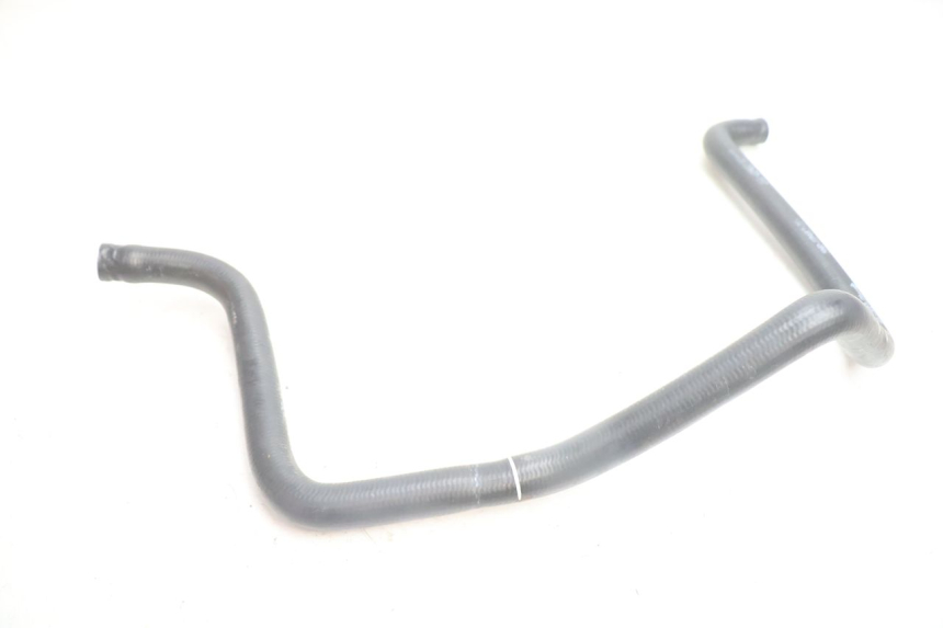 photo de DURITE RADIATEUR YAMAHA YP MAJESTY 125 (2002 - 2006) - Autre angle de vue