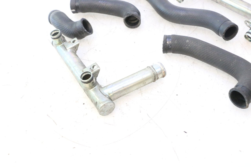 photo de DURITE RADIATEUR KAWASAKI ZZR 600 (1995 - 2004) - Autre angle de vue