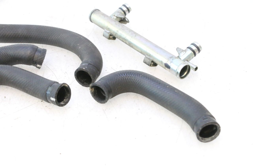photo de DURITE RADIATEUR KAWASAKI ZZR 600 (1995 - 2004) - Points de fixation