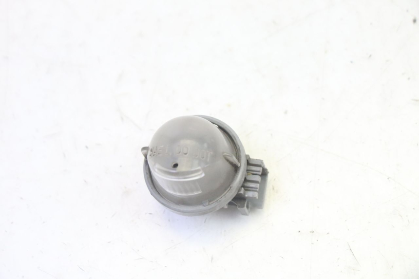 photo de ECLAIRAGE DE PLAQUE SUZUKI BURGMAN 125 (2007 - 2014)