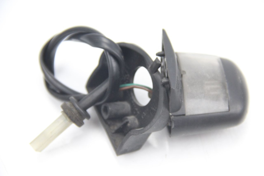 photo de ECLAIRAGE DE PLAQUE PEUGEOT ELYSTAR 125 (2002 - 2007) - Détail de la pièce