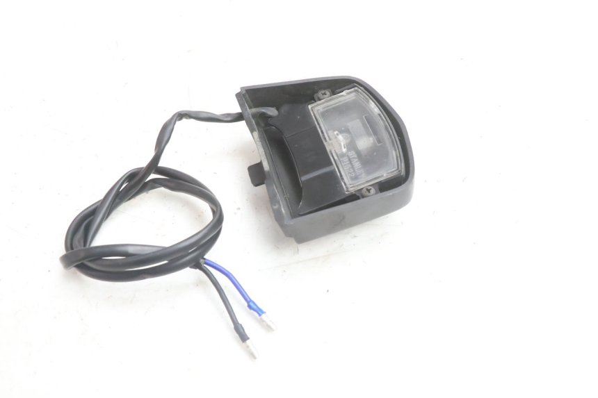 photo de ECLAIRAGE DE PLAQUE YAMAHA FZ8 800 (2010 - 2016) - Zoom état d’usage