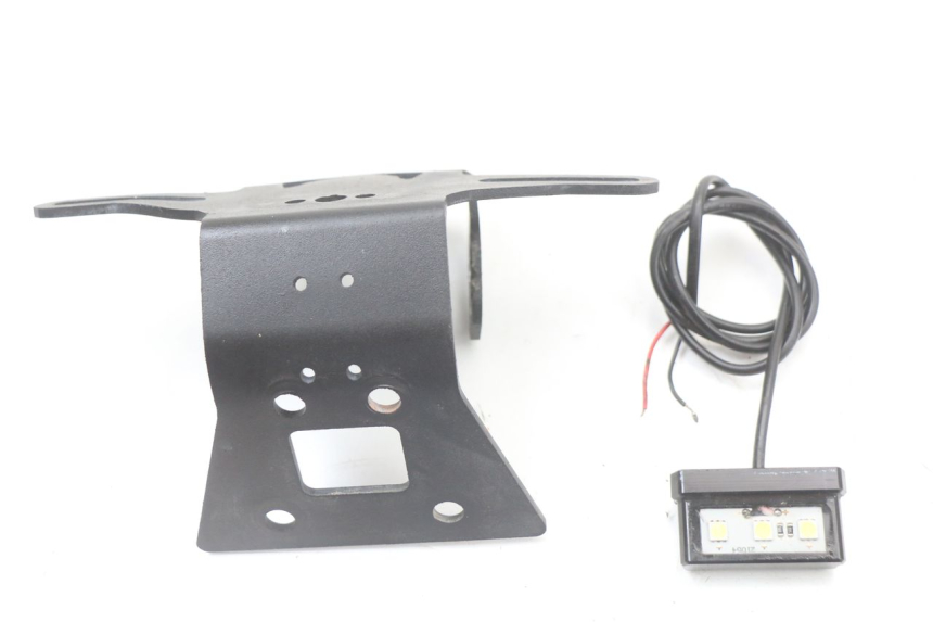 photo de ECLAIRAGE DE PLAQUE KAWASAKI NINJA 400 (2018 - 2023)