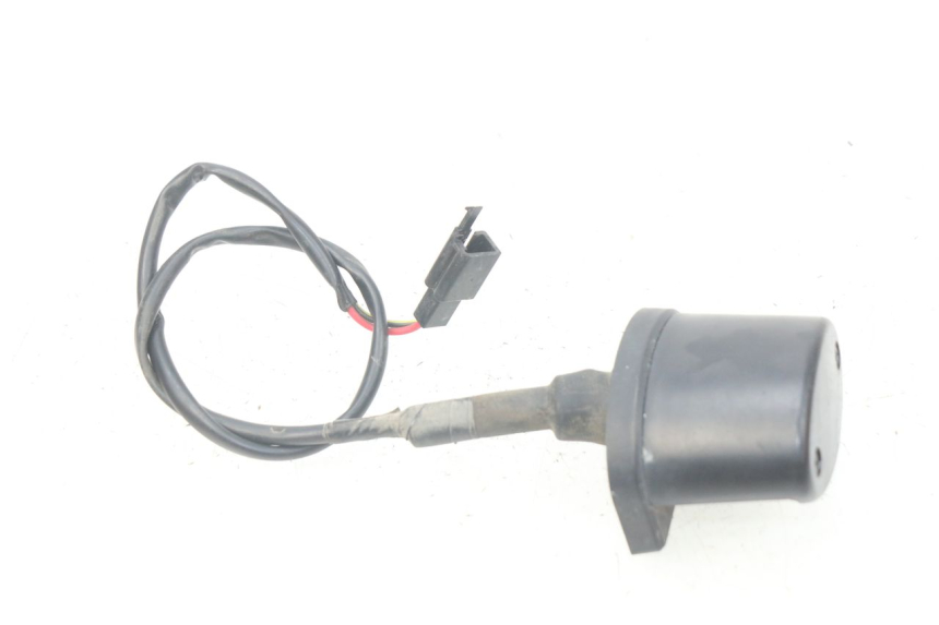 photo de ECLAIRAGE DE PLAQUE KAWASAKI Z S 750 (2003 - 2006)