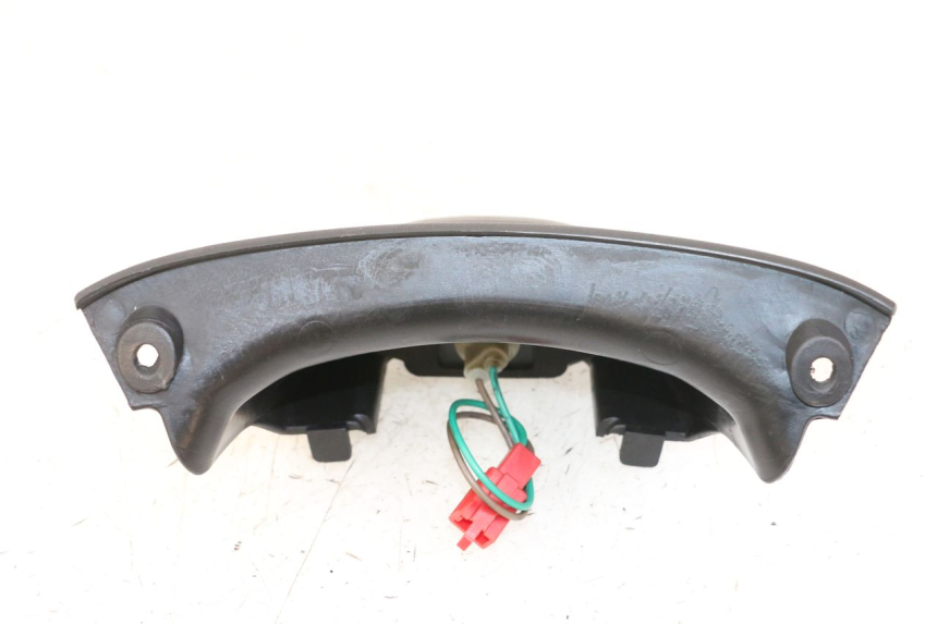 photo de ECLAIRAGE DE PLAQUE KYMCO XCITING 500 (2007 - 2010)