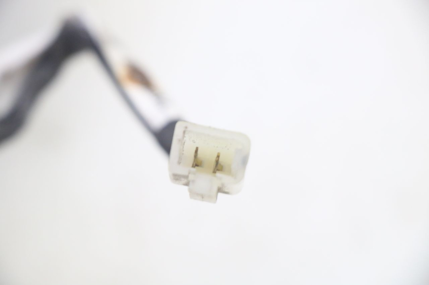 photo de ECLAIRAGE DE PLAQUE PIAGGIO MP3 HPE 350 (2018 - 2020) - Points de fixation