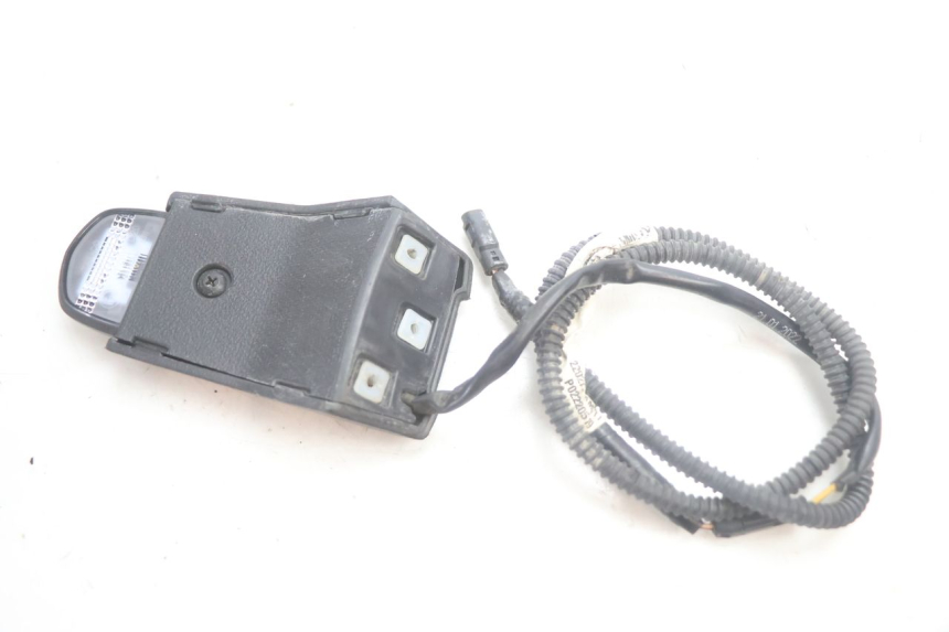 photo de ECLAIRAGE DE PLAQUE PIAGGIO MP3 HPE 530 (2022 - 2026) - Vue principale