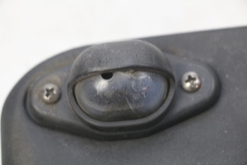 photo de ECLAIRAGE DE PLAQUE PIAGGIO MP3 LT 400 (2007 - 2012)
