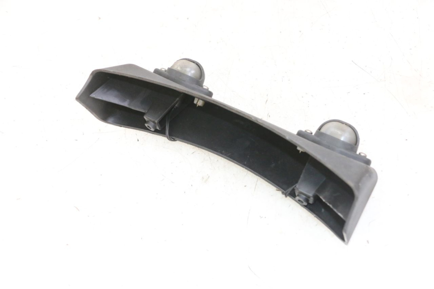 photo de ECLAIRAGE DE PLAQUE PIAGGIO MP3 LT 400 (2007 - 2012)
