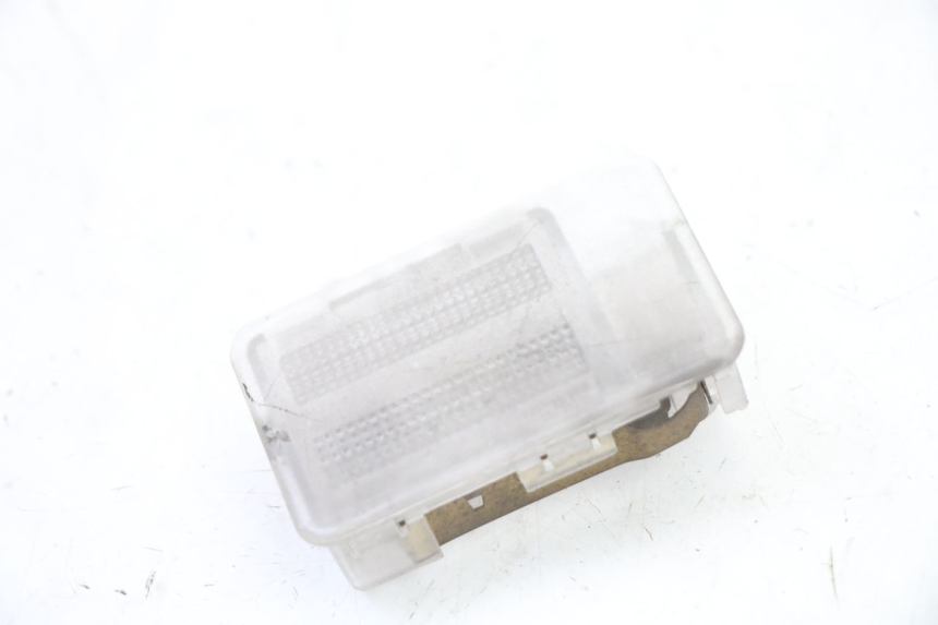 photo de ECLAIRAGE DE PLAQUE PIAGGIO MP3 500 (2011 - 2015)