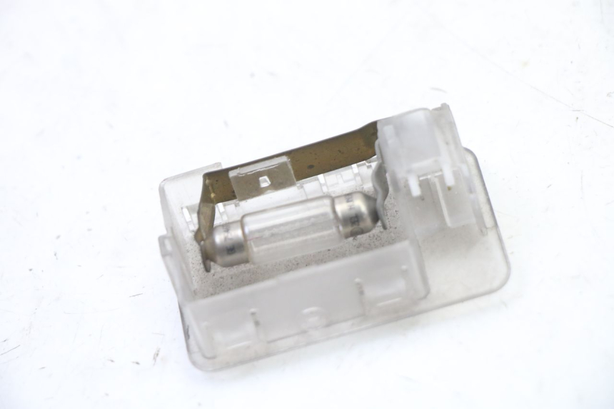 photo de ECLAIRAGE DE PLAQUE PIAGGIO MP3 500 (2011 - 2015)