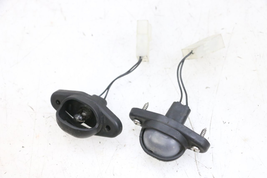 photo de ECLAIRAGE DE PLAQUE PIAGGIO MP3 500 (2016 - 2018) - Zoom état d’usage