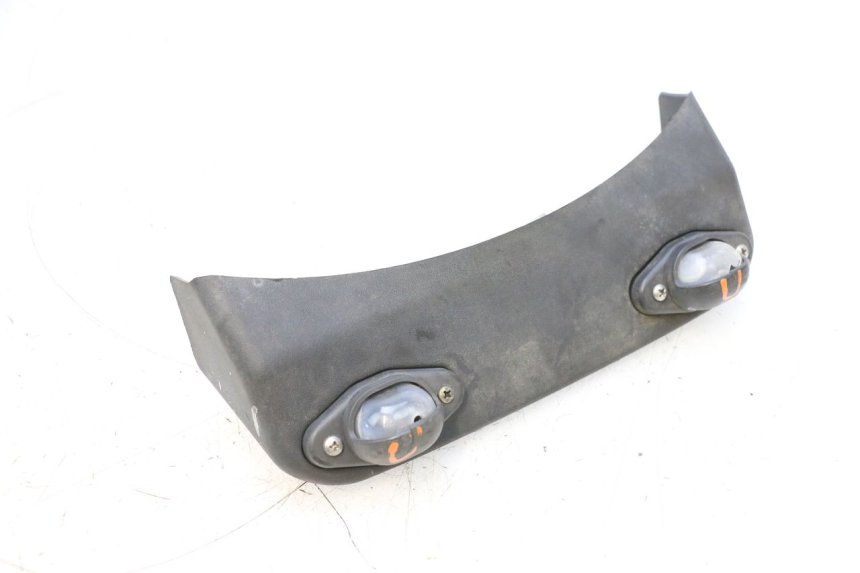 photo de ECLAIRAGE DE PLAQUE PIAGGIO MP3 RL 250 (2006 - 2010) - État de surface