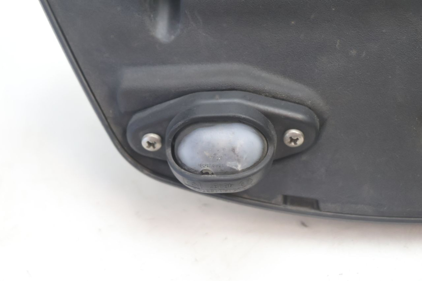 photo de ECLAIRAGE DE PLAQUE PIAGGIO MP3 500 (2016 - 2018) - Autre angle de vue