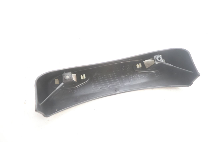 photo de ECLAIRAGE DE PLAQUE PIAGGIO MP3 500 (2011 - 2015) - Autre angle de vue