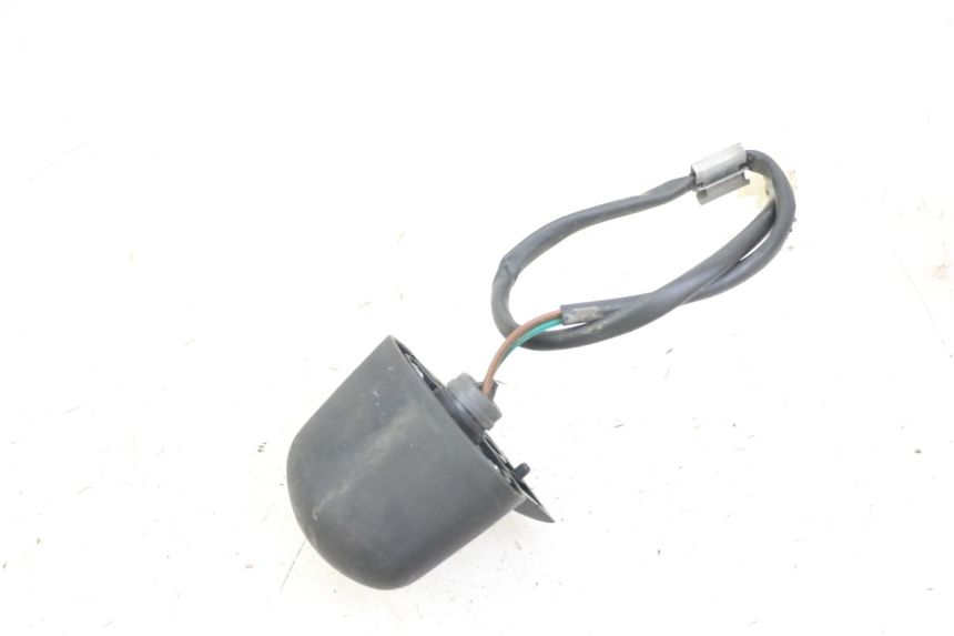 photo de ECLAIRAGE DE PLAQUE PEUGEOT SATELIS 125 (2013 - 2018)