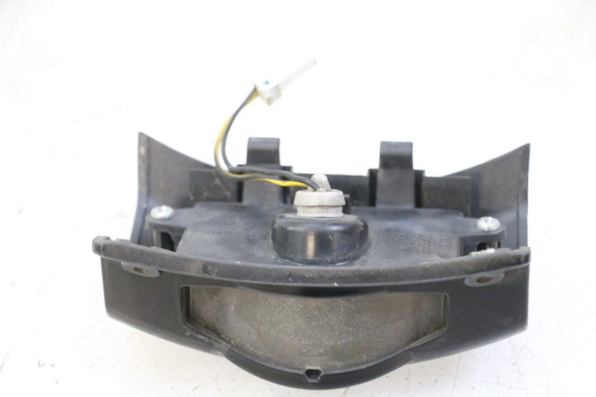 photo de ECLAIRAGE DE PLAQUE PIAGGIO VESPA GRANTURISMO 200 (2004 - 2005)