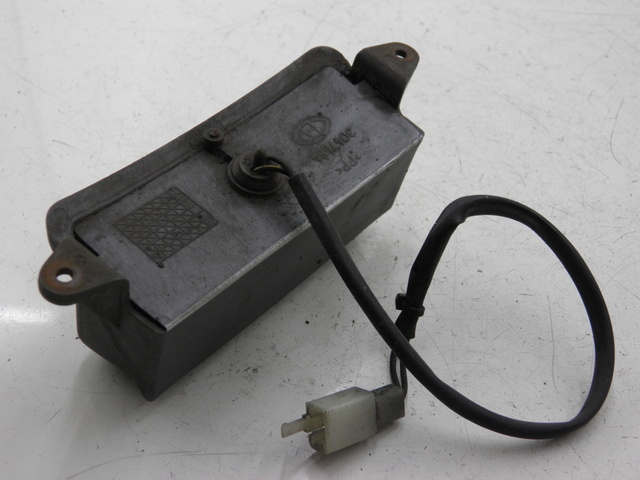photo de ECLAIRAGE DE PLAQUE PIAGGIO X9 125 (2000 - 2003)