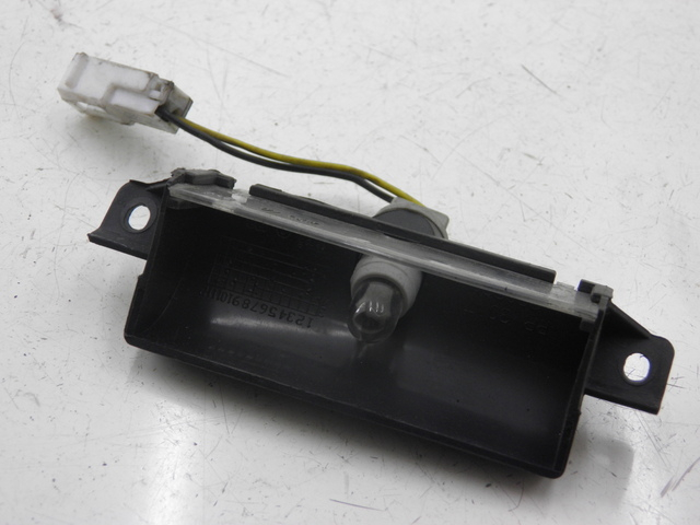 photo de ECLAIRAGE DE PLAQUE PIAGGIO XEVO - X EVO 125 (2010 - 2015)