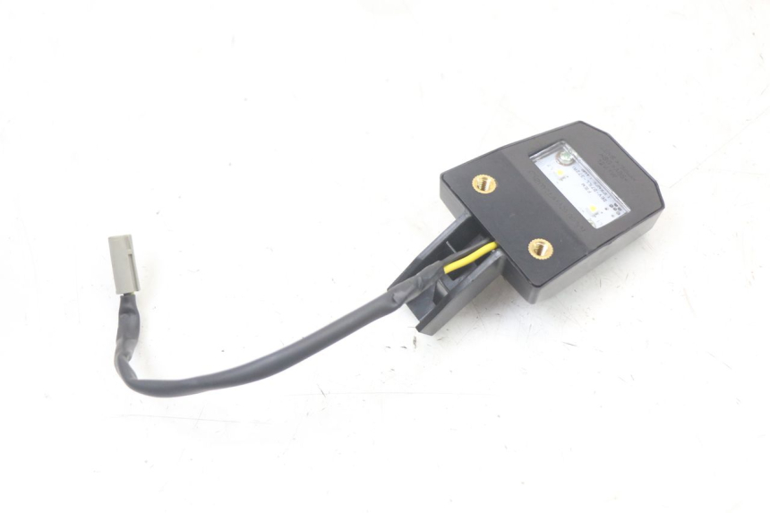 photo de ECLAIRAGE DE PLAQUE ROYAL ENFIELD SCRAM 411 (2022 - 2024) - Vue principale