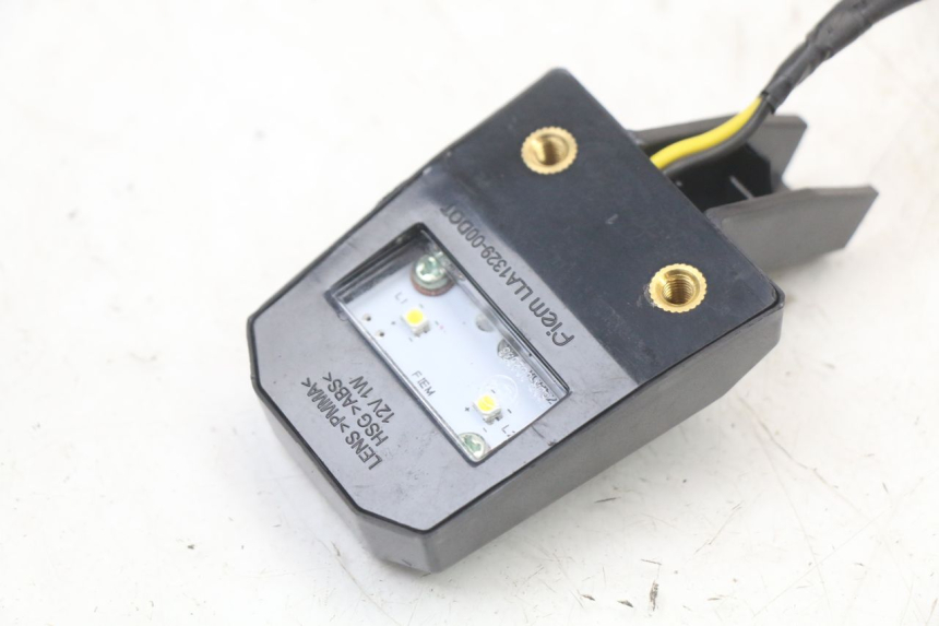 photo de ECLAIRAGE DE PLAQUE ROYAL ENFIELD SCRAM 411 (2022 - 2024) - Autre angle de vue