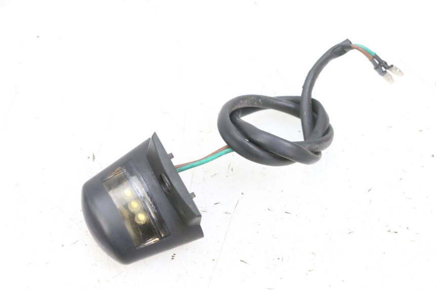 photo de ECLAIRAGE DE PLAQUE PEUGEOT SPEEDFIGHT 4 4T EFI 50 (2021 - 2025) - Vue principale