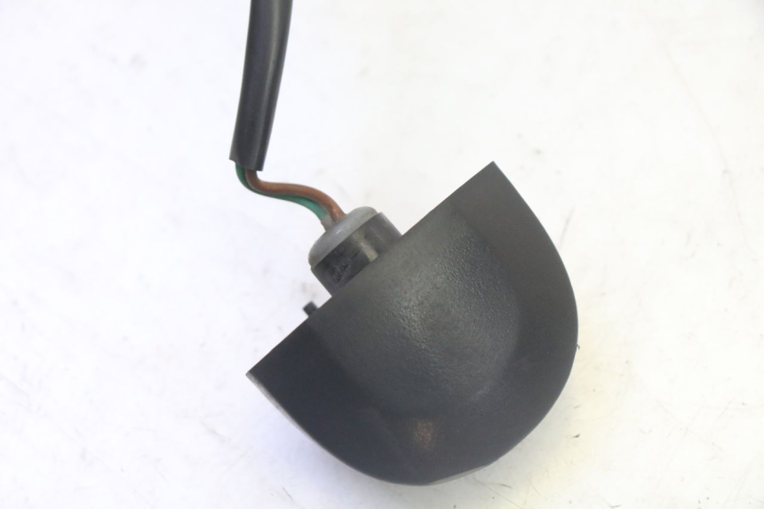 photo de ECLAIRAGE DE PLAQUE PEUGEOT TWEET PRO CARGO 50 (2018 - 2020)