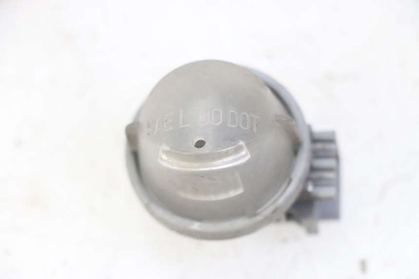 photo de ECLAIRAGE DE PLAQUE SUZUKI UH BURGMAN 125 (2002 - 2006)