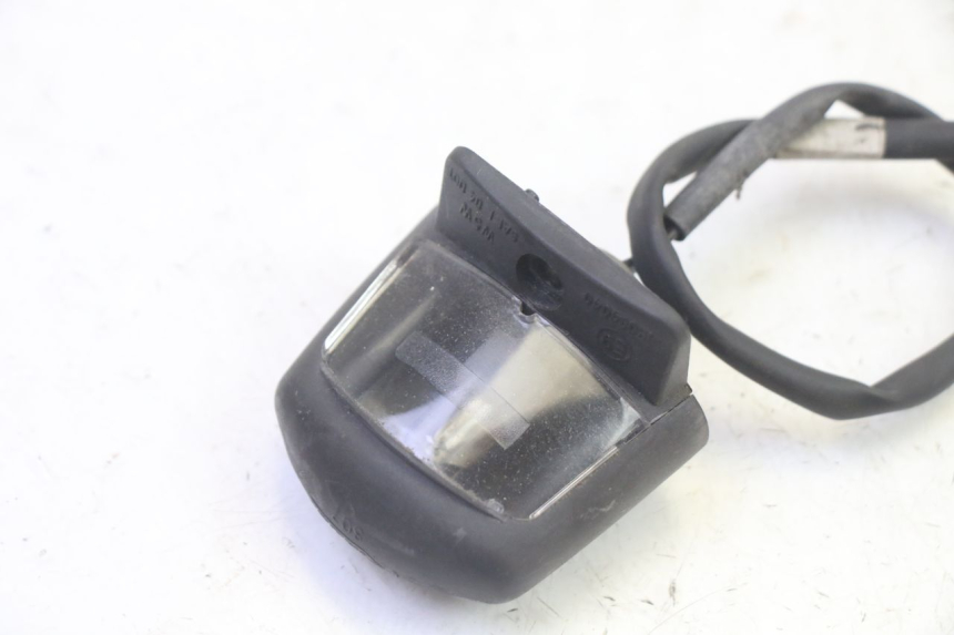 photo de ECLAIRAGE DE PLAQUE YAMAHA X-MAX XMAX 250 (2006 - 2009)