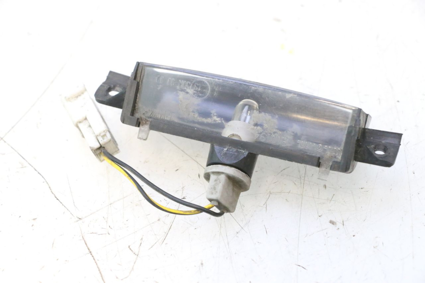 photo de ECLAIRAGE DE PLAQUE PIAGGIO X8 STREET 125 (2006 - 2007) - Vue principale
