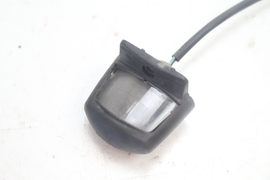photo de ECLAIRAGE DE PLAQUE YAMAHA YP MAJESTY 125 (2007 - 2010) - Détail de la pièce