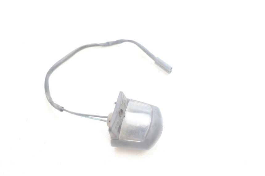 photo de ECLAIRAGE DE PLAQUE YAMAHA YP MAJESTY 125 (2002 - 2006) - Vue principale