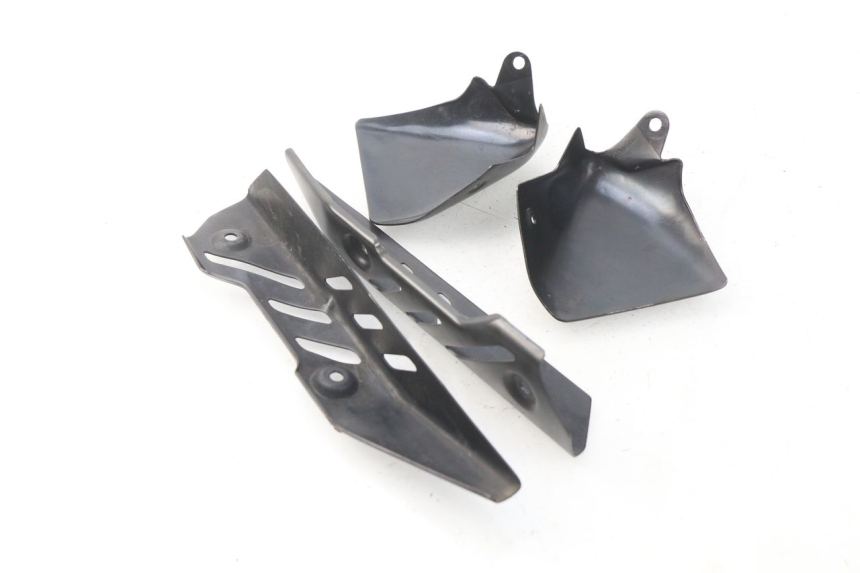 photo de ECOPE RADIATEUR MV AGUSTA BRUTALE R WALLY 910 (2008 - 2008) - Détail de la pièce