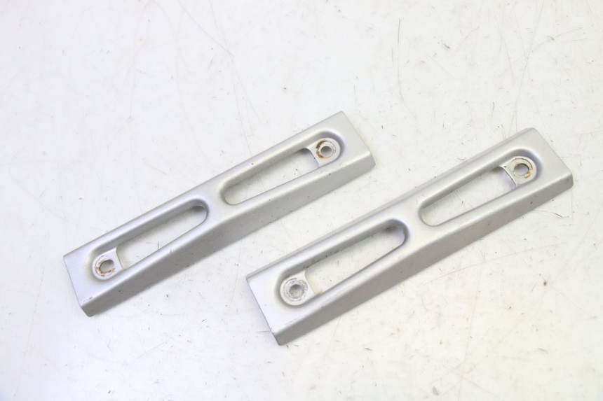 photo de ECOPE RADIATEUR YAMAHA FZ6 N FAZER 600 (2004 - 2006)